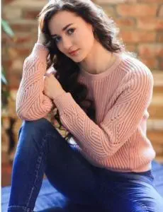 Elite escort service in Hata for home and hotel visits